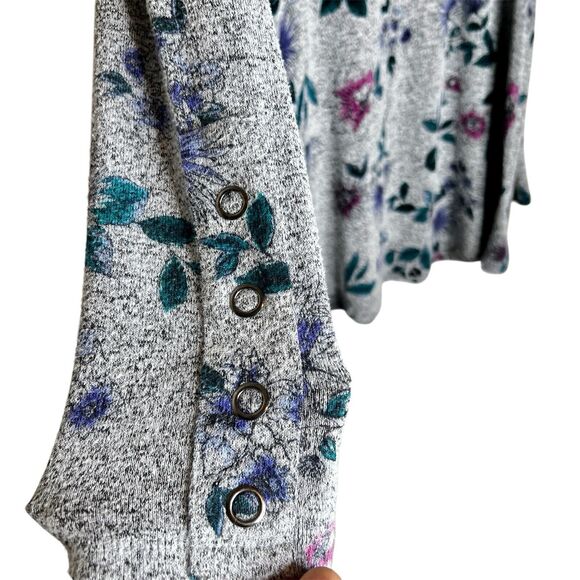Lane Bryant Tunic Top Sz 14-16 Grey Floral Long Sleeves Loose Fit - Picture 3 of 10